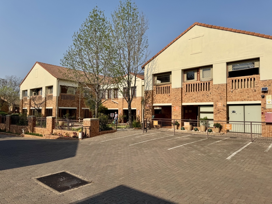 1 Bedroom Property for Sale in Equestria Gauteng