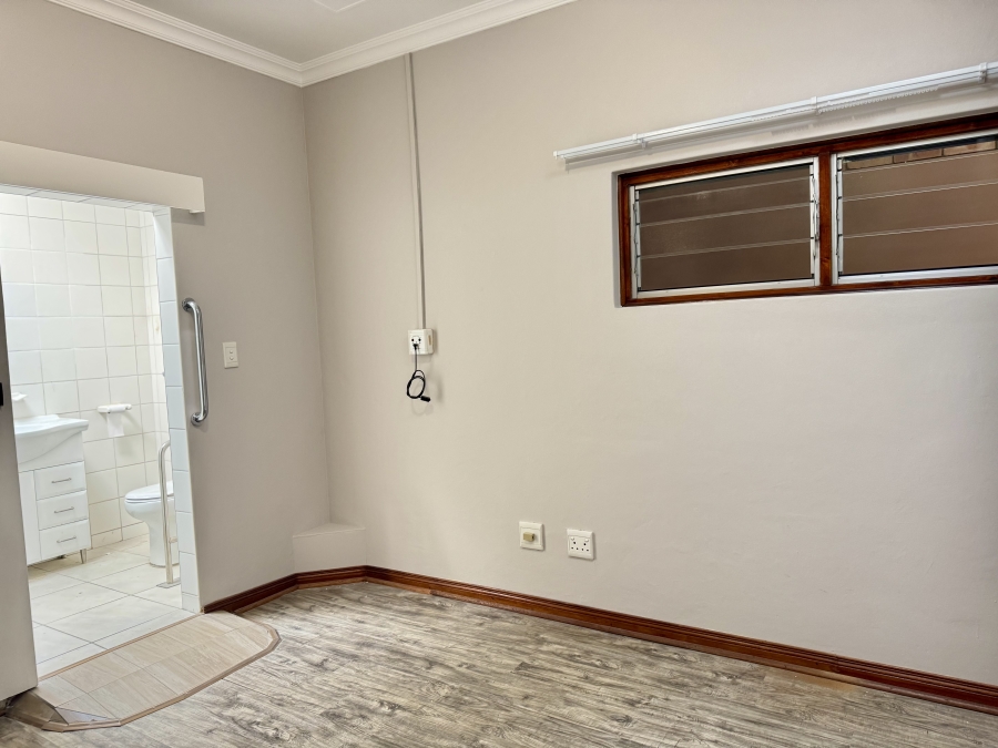 1 Bedroom Property for Sale in Equestria Gauteng