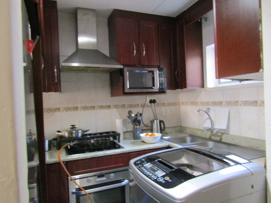 3 Bedroom Property for Sale in Meredale Gauteng