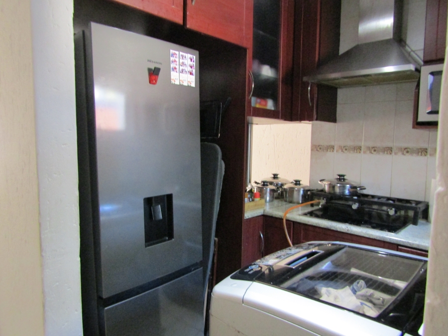 3 Bedroom Property for Sale in Meredale Gauteng