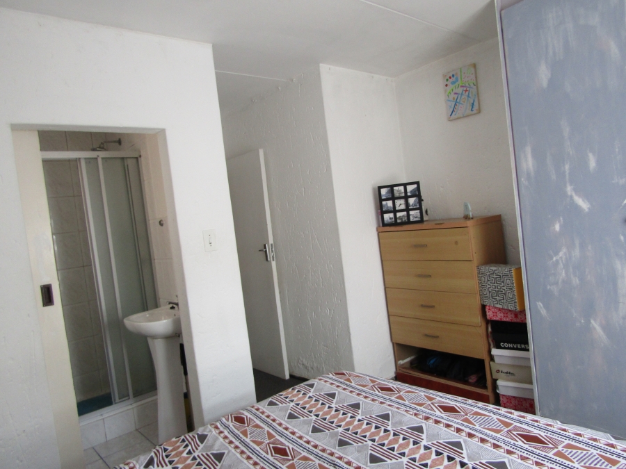 3 Bedroom Property for Sale in Meredale Gauteng