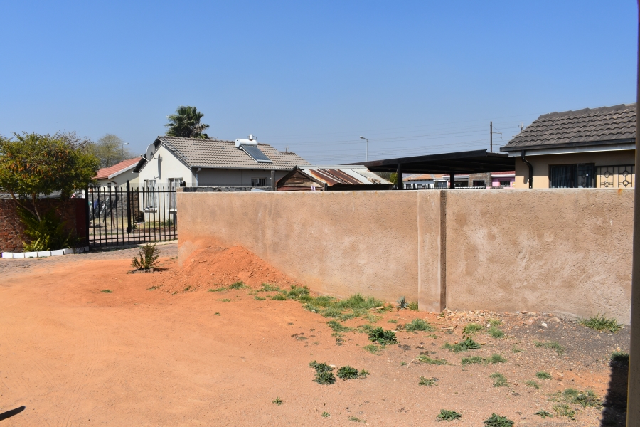 3 Bedroom Property for Sale in Nkwe Estate Gauteng