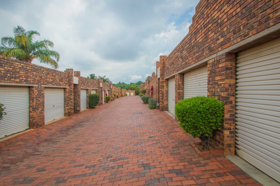 2 Bedroom Property for Sale in Randpark Ridge Gauteng