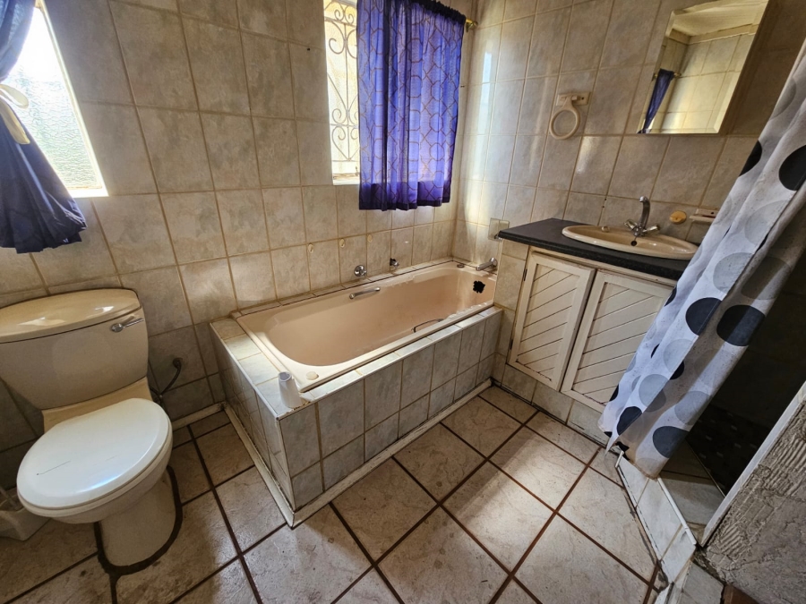 3 Bedroom Property for Sale in Albemarle Gauteng