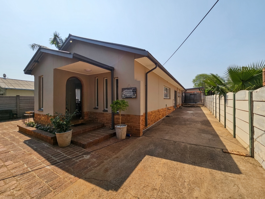 3 Bedroom Property for Sale in Villieria Gauteng