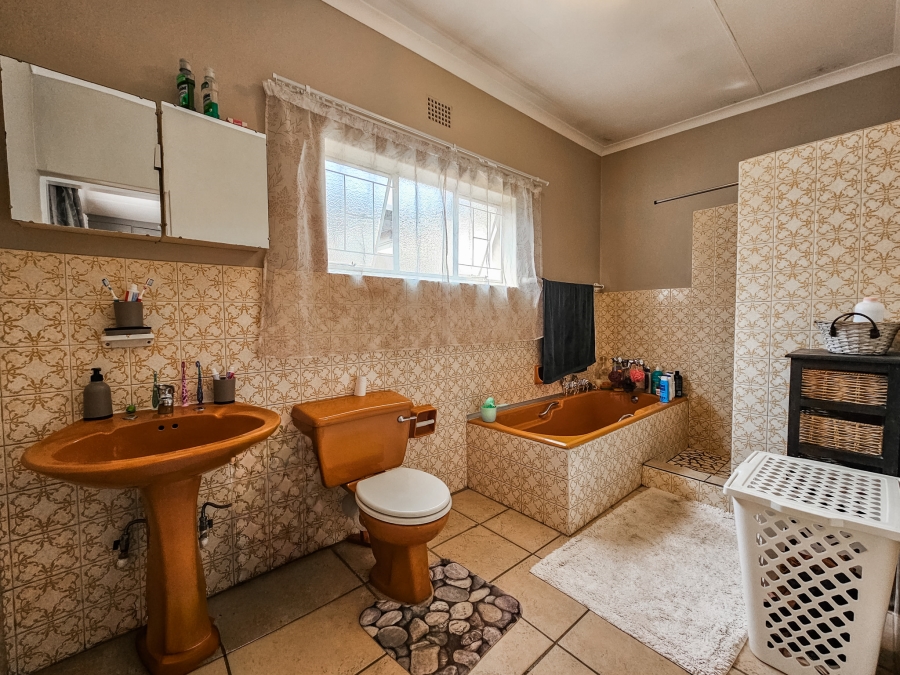 3 Bedroom Property for Sale in Villieria Gauteng