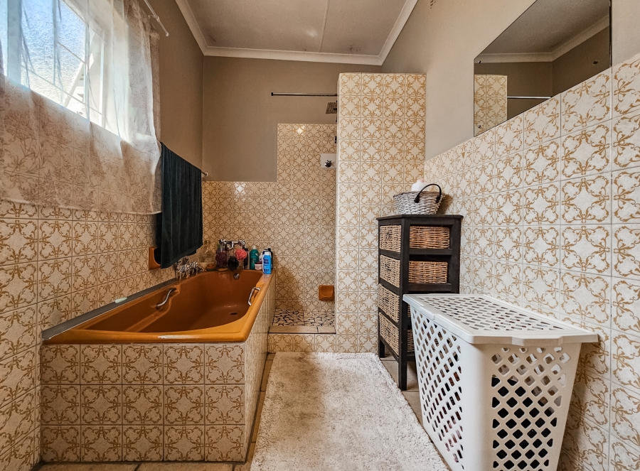 3 Bedroom Property for Sale in Villieria Gauteng