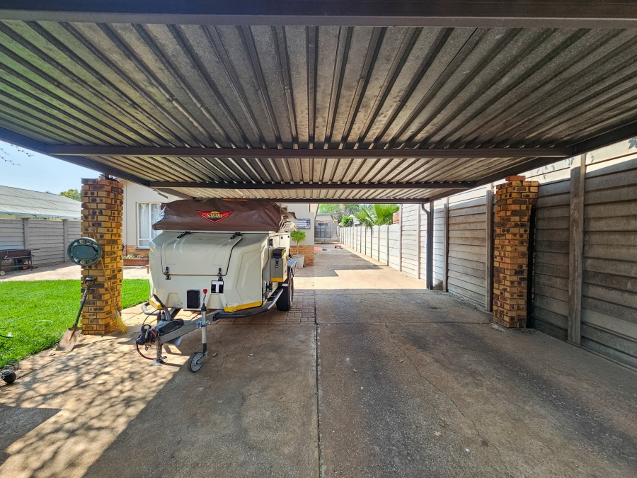 3 Bedroom Property for Sale in Villieria Gauteng