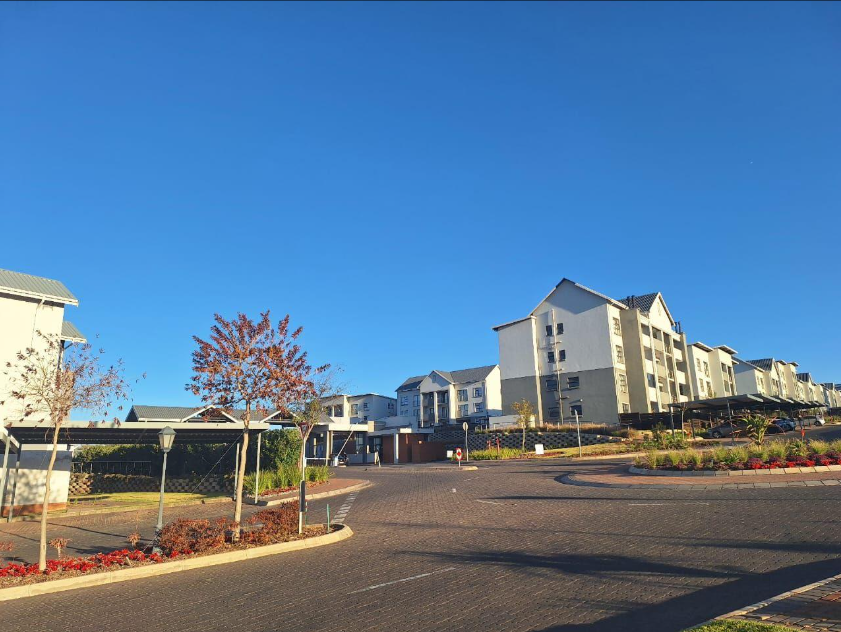 To Let 2 Bedroom Property for Rent in Modderfontein Gauteng