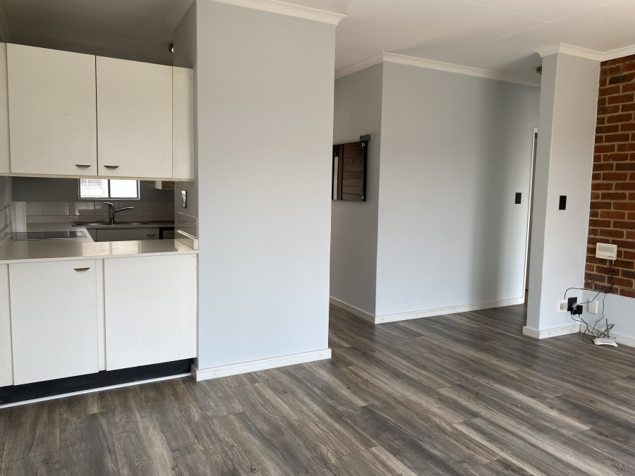 To Let 2 Bedroom Property for Rent in Houghton Estate Gauteng