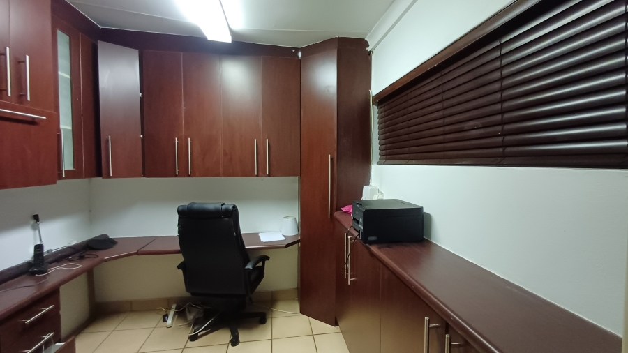 4 Bedroom Property for Sale in Theresa Park Gauteng