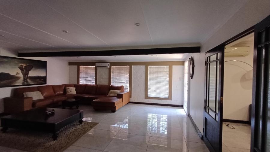 4 Bedroom Property for Sale in Theresa Park Gauteng