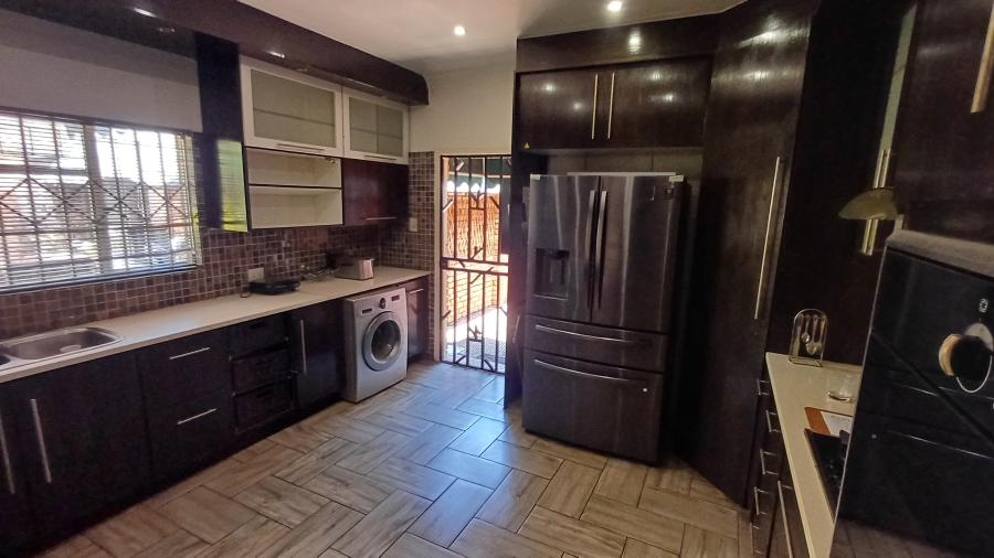 4 Bedroom Property for Sale in Theresa Park Gauteng