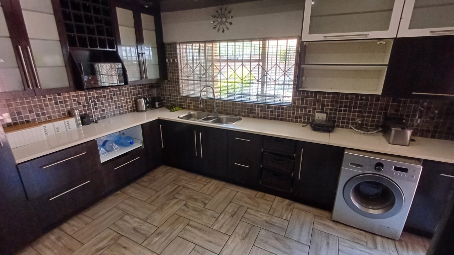 4 Bedroom Property for Sale in Theresa Park Gauteng
