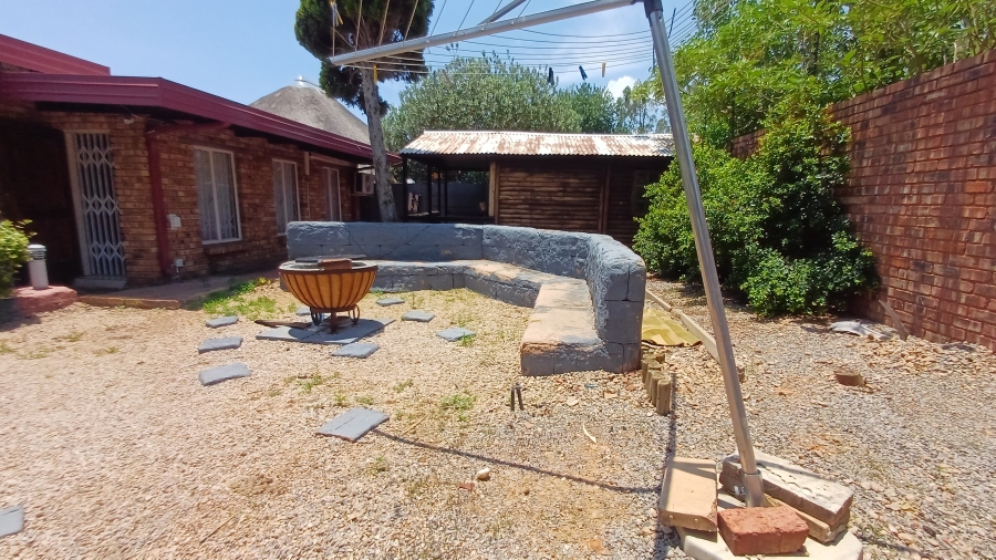 4 Bedroom Property for Sale in Theresa Park Gauteng