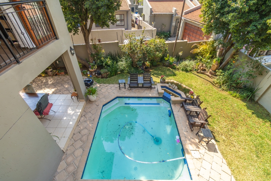 3 Bedroom Property for Sale in Magaliessig Gauteng
