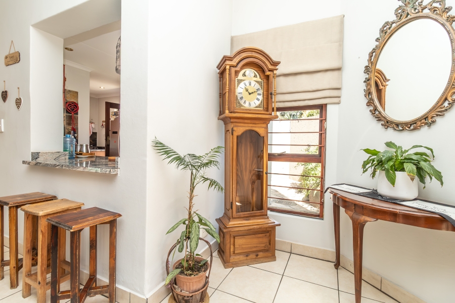 3 Bedroom Property for Sale in Magaliessig Gauteng