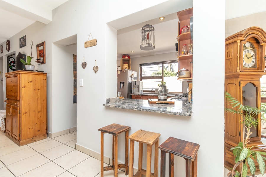 3 Bedroom Property for Sale in Magaliessig Gauteng