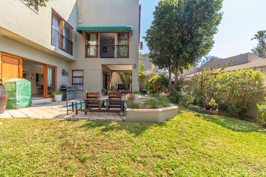 3 Bedroom Property for Sale in Magaliessig Gauteng