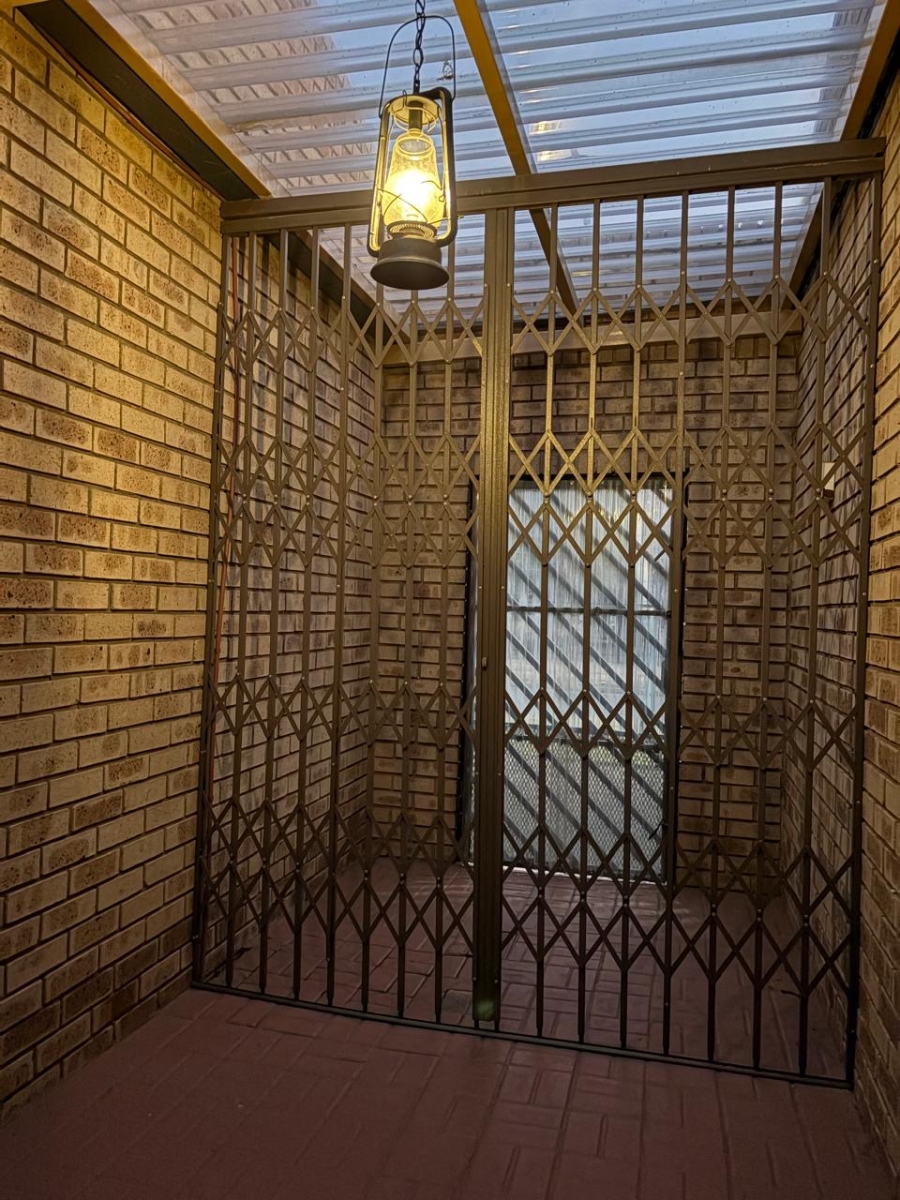 3 Bedroom Property for Sale in Three Rivers Gauteng
