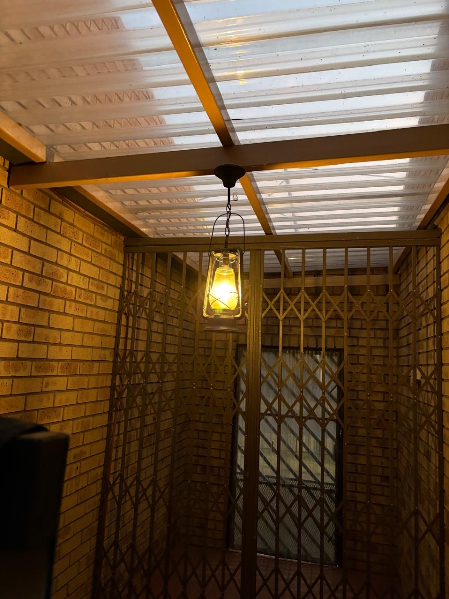 3 Bedroom Property for Sale in Three Rivers Gauteng
