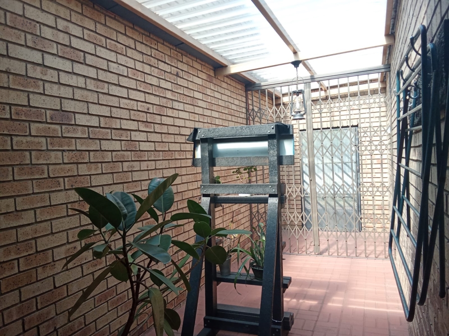 3 Bedroom Property for Sale in Three Rivers Gauteng
