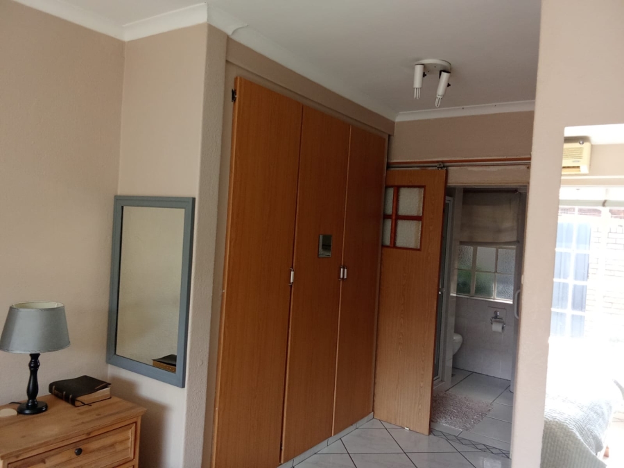 3 Bedroom Property for Sale in Three Rivers Gauteng