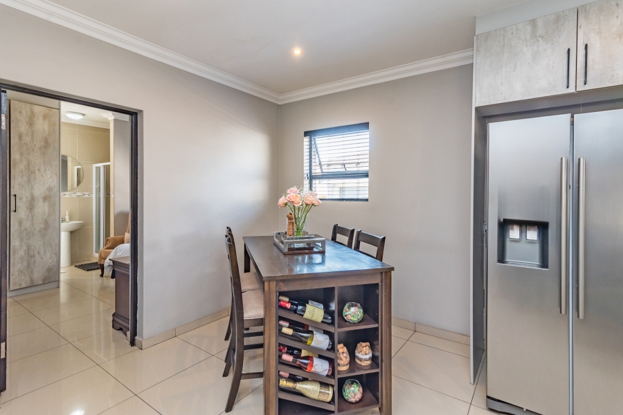 4 Bedroom Property for Sale in Rua Vista Gauteng