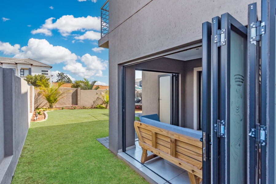 4 Bedroom Property for Sale in Rua Vista Gauteng