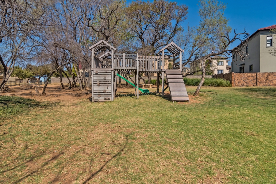 4 Bedroom Property for Sale in Rua Vista Gauteng