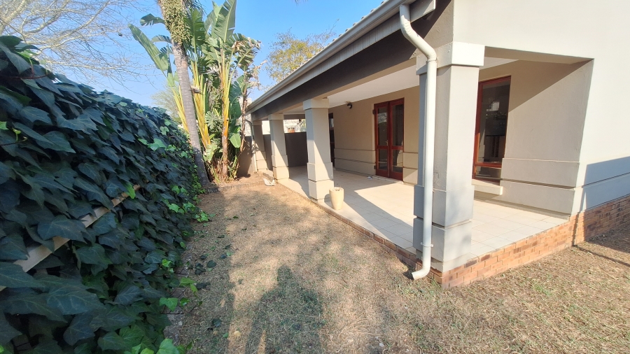 2 Bedroom Property for Sale in Maroeladal Gauteng