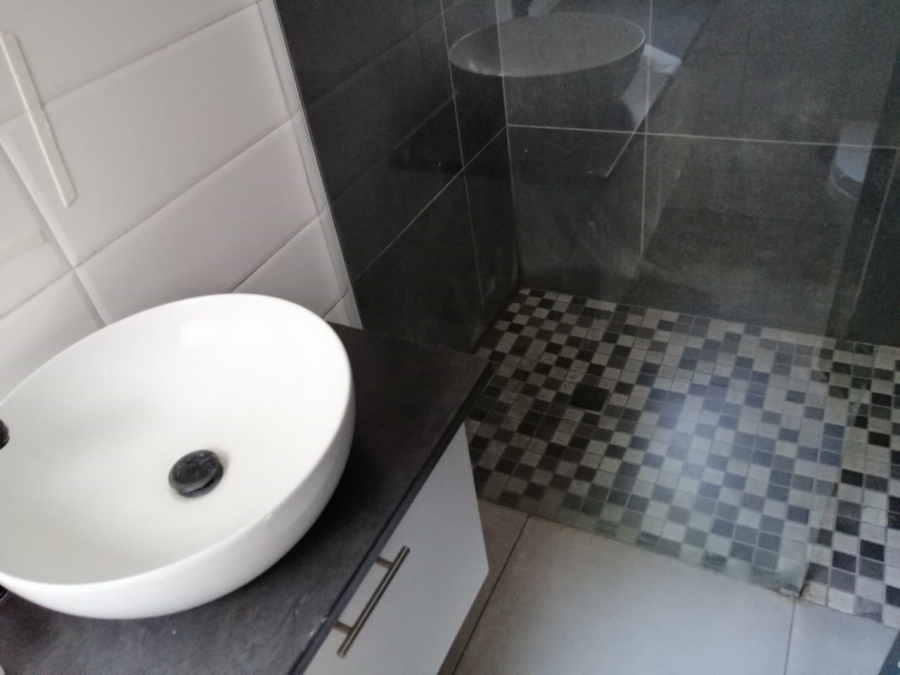 To Let 3 Bedroom Property for Rent in Allens Nek Gauteng