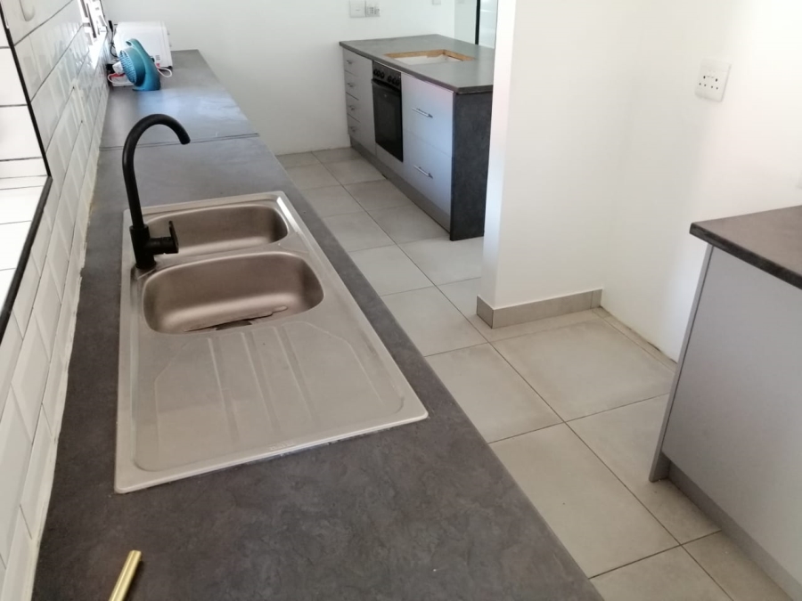 To Let 3 Bedroom Property for Rent in Allens Nek Gauteng