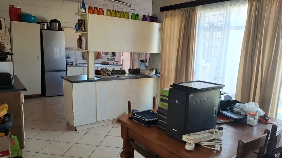 To Let 5 Bedroom Property for Rent in Vanderbijlpark SW Gauteng