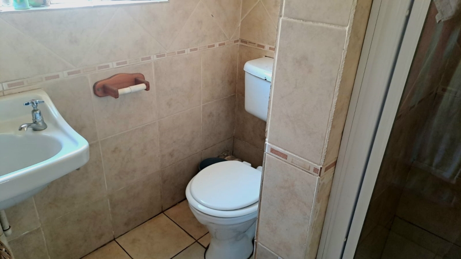 To Let 5 Bedroom Property for Rent in Vanderbijlpark SW Gauteng
