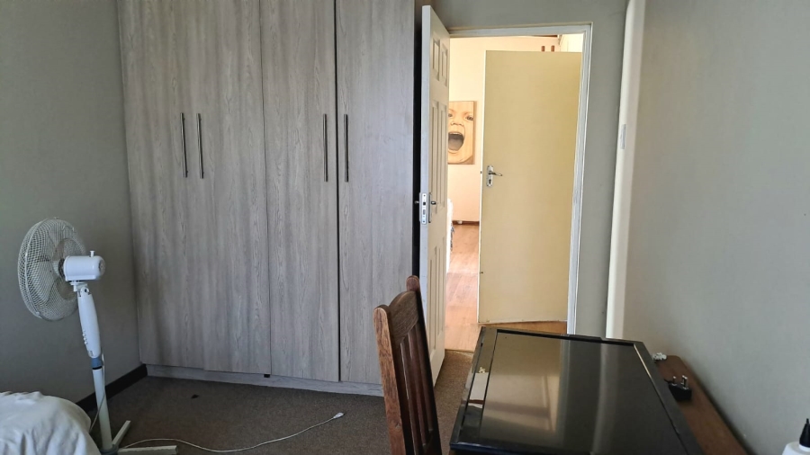 To Let 5 Bedroom Property for Rent in Vanderbijlpark SW Gauteng
