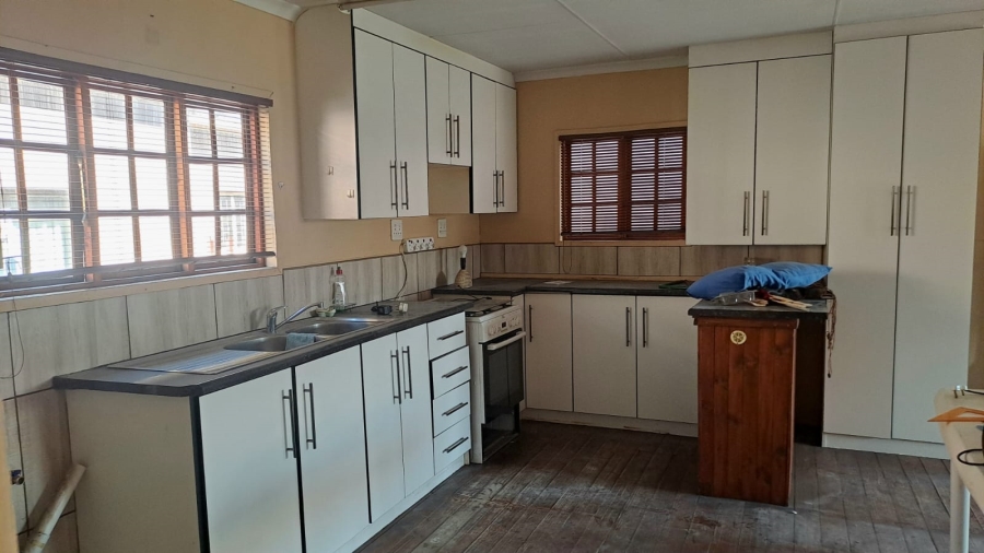To Let 5 Bedroom Property for Rent in Vanderbijlpark SW Gauteng