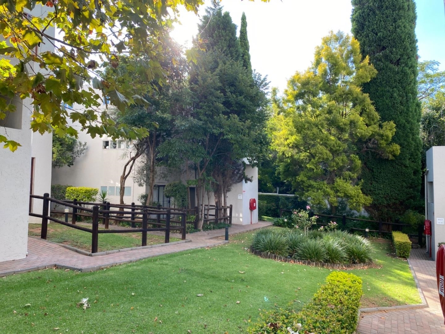 1 Bedroom Property for Sale in Morningside Gauteng