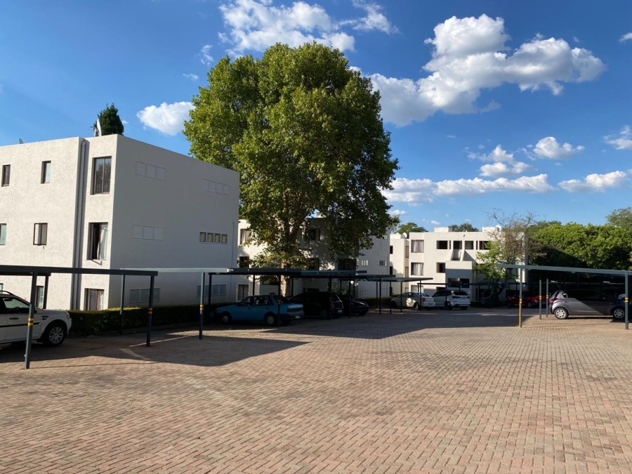 1 Bedroom Property for Sale in Morningside Gauteng