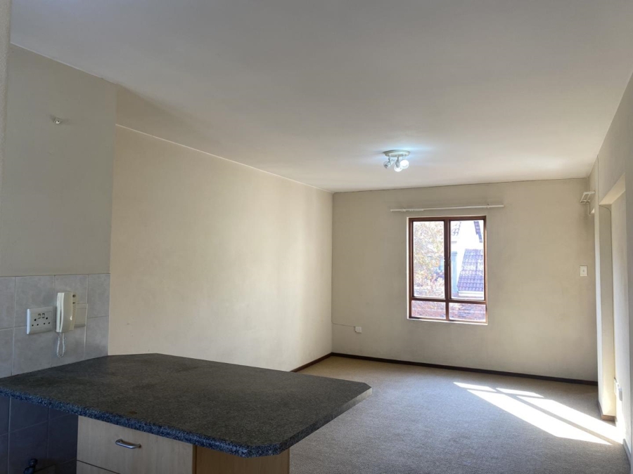 1 Bedroom Property for Sale in Bryanston Gauteng