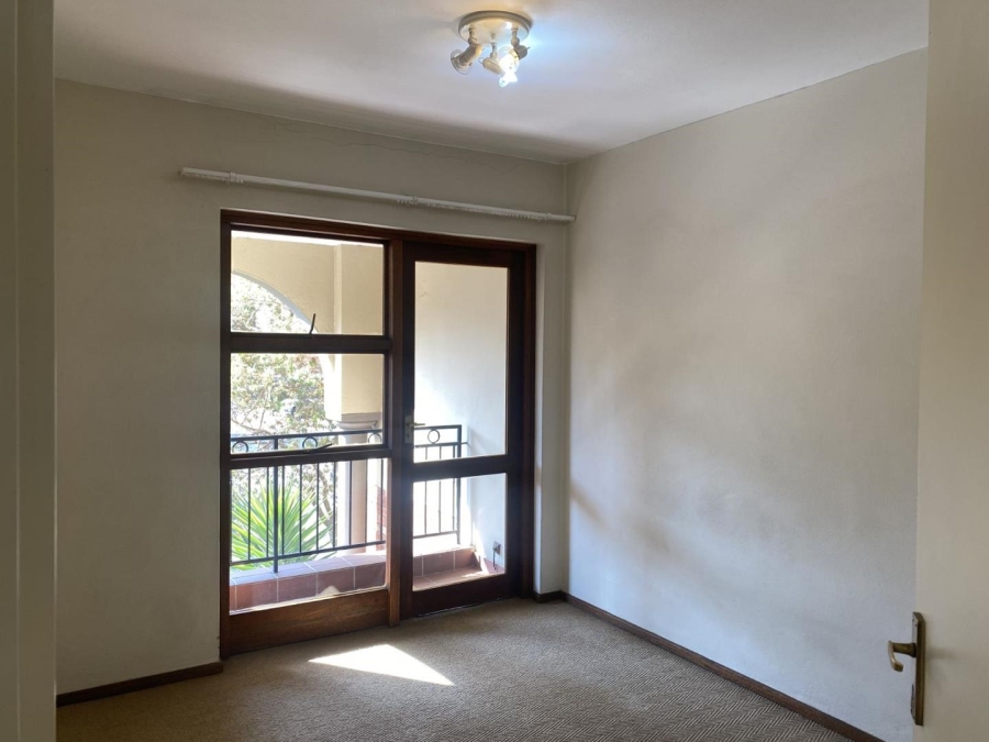 1 Bedroom Property for Sale in Bryanston Gauteng
