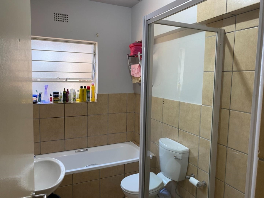 2 Bedroom Property for Sale in Ferndale Gauteng