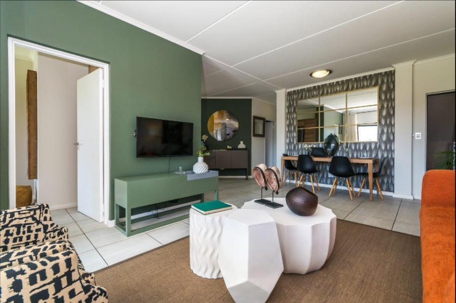 To Let 3 Bedroom Property for Rent in Waterfall Gauteng