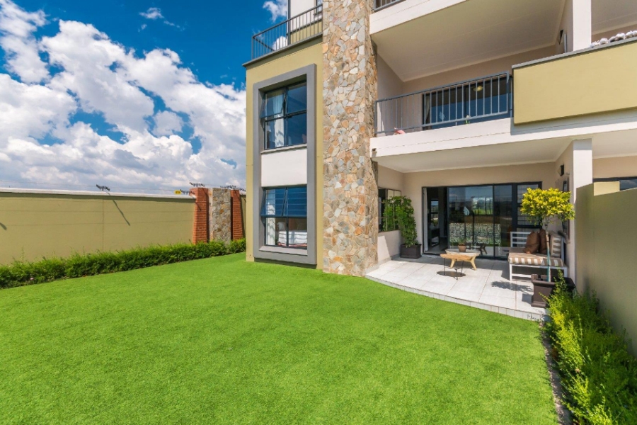 To Let 3 Bedroom Property for Rent in Waterfall Gauteng