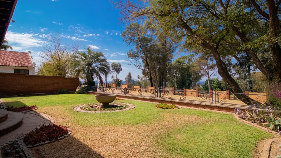 6 Bedroom Property for Sale in Amandasig Gauteng