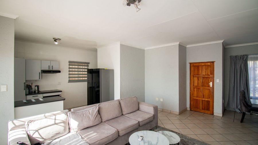 2 Bedroom Property for Sale in Noordwyk Gauteng