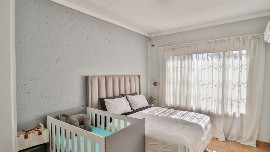 2 Bedroom Property for Sale in Noordwyk Gauteng