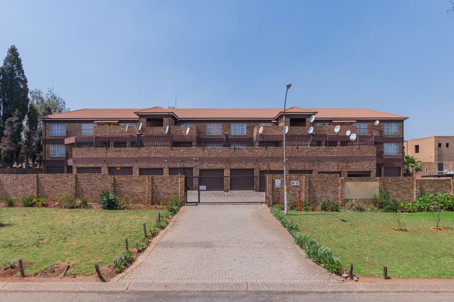 2 Bedroom Property for Sale in Croydon Gauteng