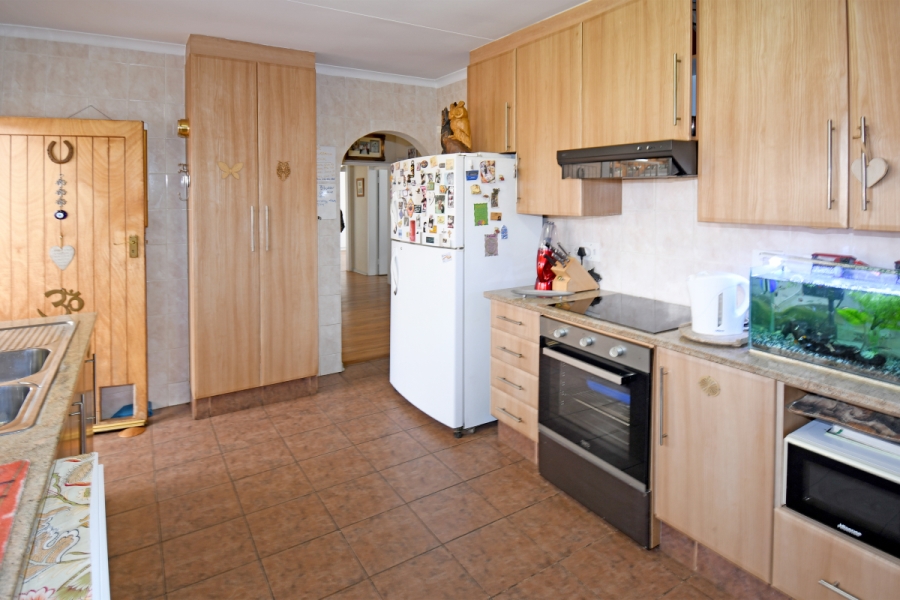 2 Bedroom Property for Sale in Klopperpark Gauteng