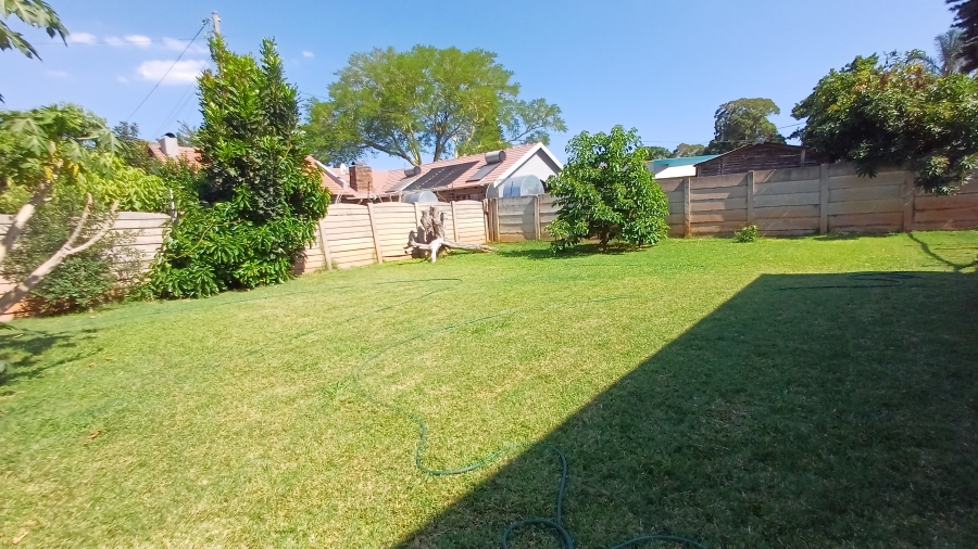 5 Bedroom Property for Sale in Dorandia Gauteng